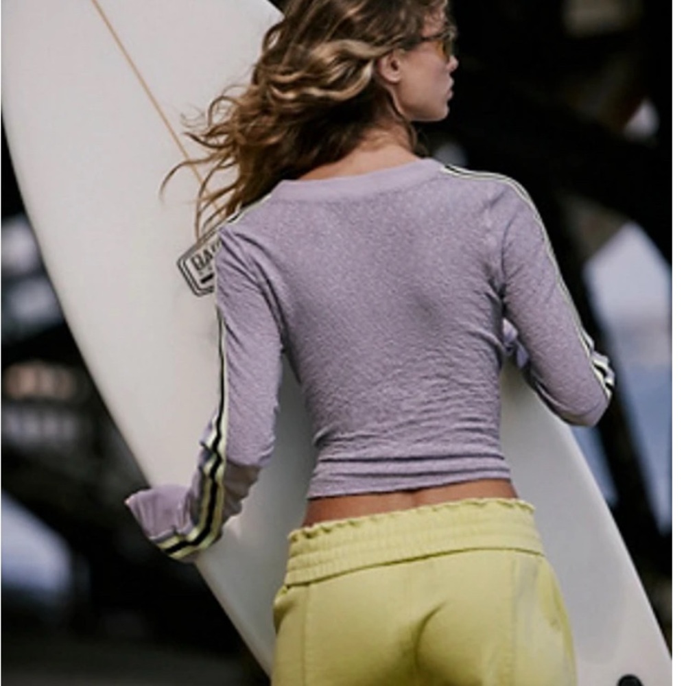 Free People Recovery top in lilac/highlighter green racing stripe size Small - Picture 3 of 9
